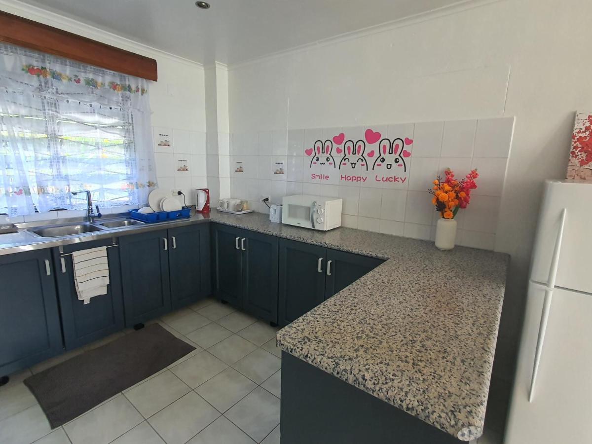 Cosy 2 Bedroom Unit With Pool,Wifi Suva Kültér fotó
