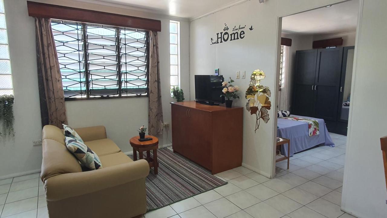 Cosy 2 Bedroom Unit With Pool,Wifi Suva Kültér fotó