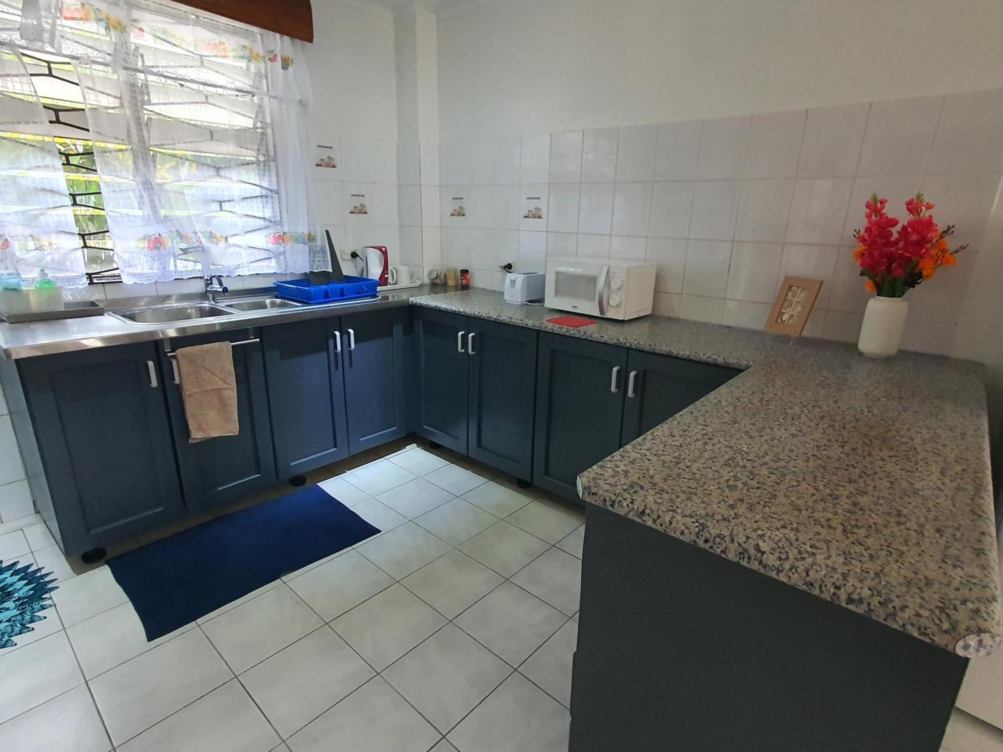Cosy 2 Bedroom Unit With Pool,Wifi Suva Kültér fotó